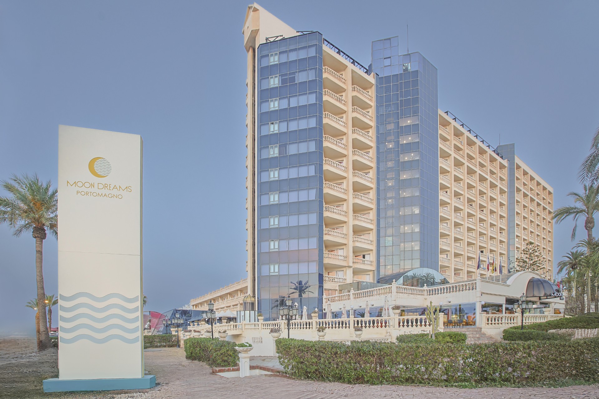 Foto fachada hotel