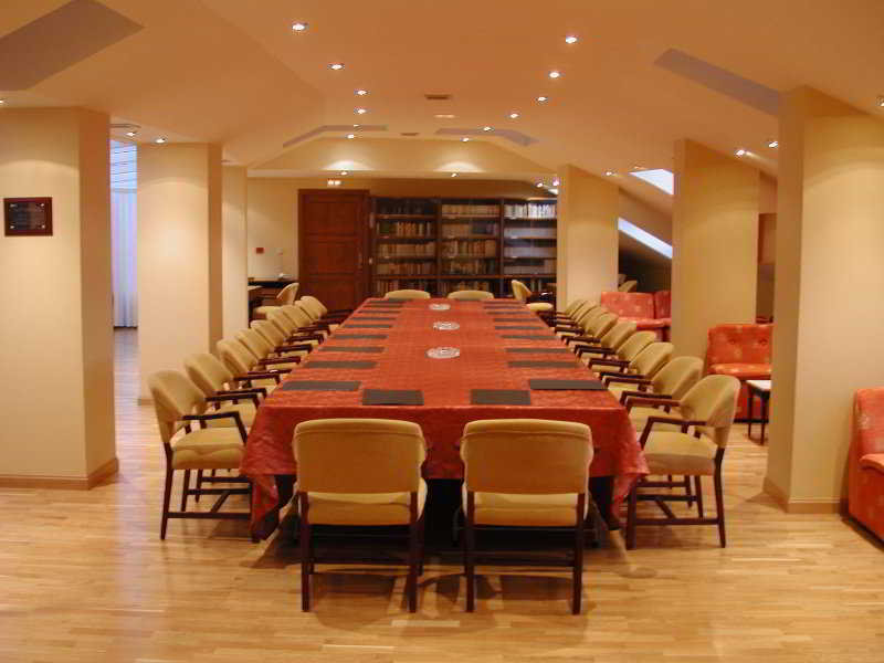 Fotos de la sala de conferencias del hotel